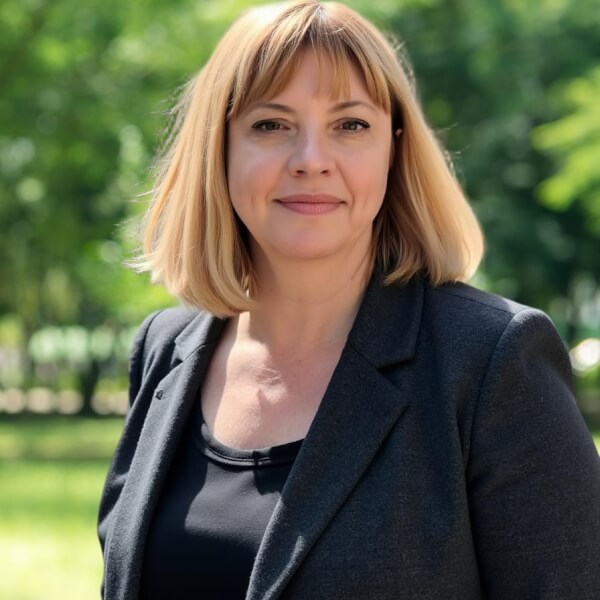 Anneke Haslett